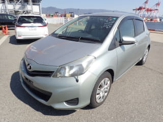 2011 TOYOTA Vitz