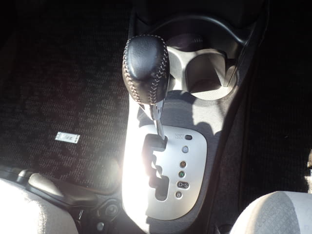 TOYOTA Vitz thumbnail 40