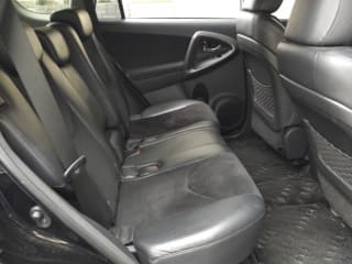 2011 TOYOTA Vanguard