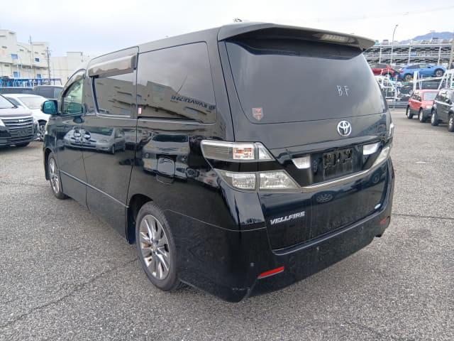 2010 TOYOTA Vellfire