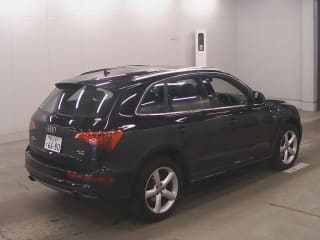 2011 AUDI Q5