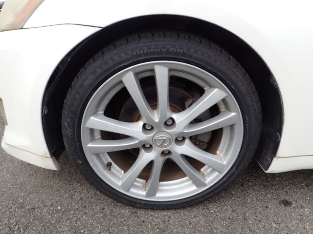 LEXUS IS thumbnail 9