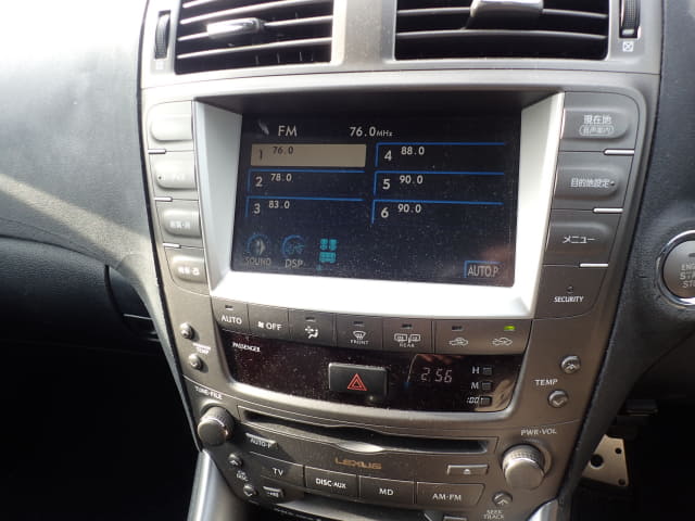 LEXUS IS thumbnail 35
