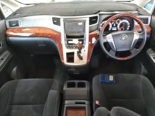 2010 TOYOTA Alphard