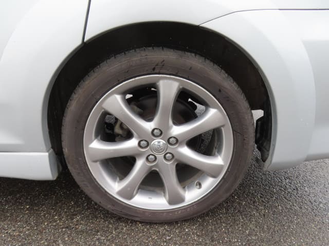 TOYOTA Wish thumbnail 10