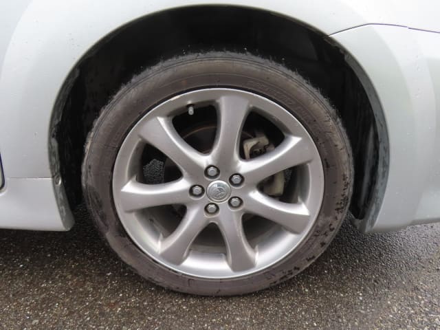 TOYOTA Wish thumbnail 12