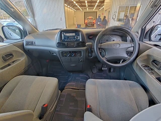 1999 TOYOTA Townace Noah