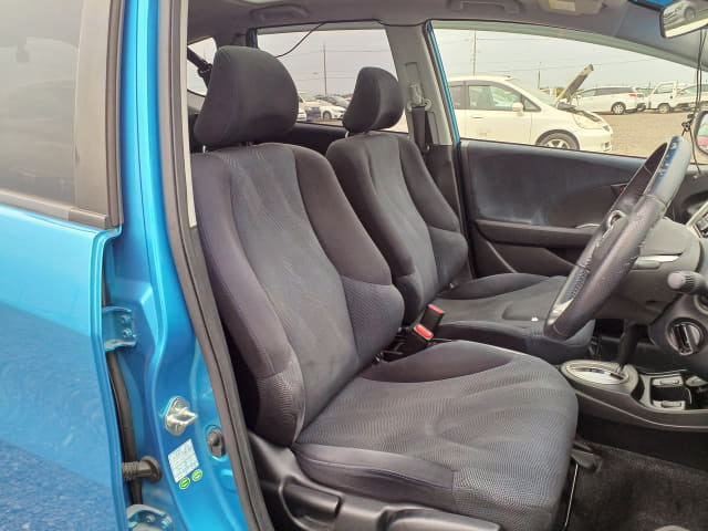 HONDA Fit thumbnail 24