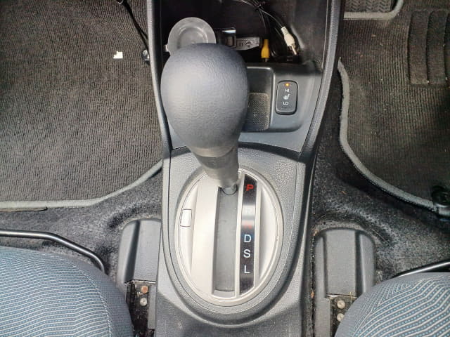 HONDA Fit thumbnail 37