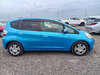 2010 HONDA Fit