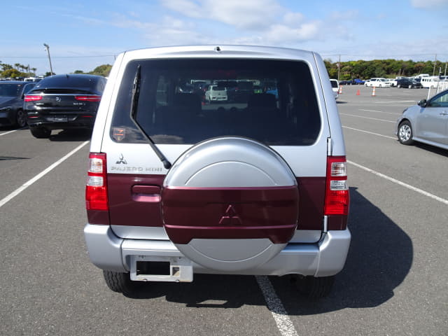 2008 MITSUBISHI Pajero Mini