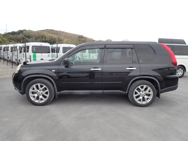 2011 NISSAN X-Trail