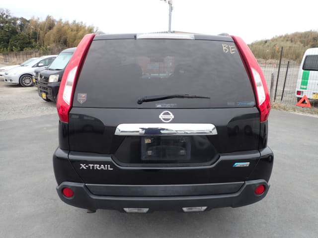 2011 NISSAN X-Trail
