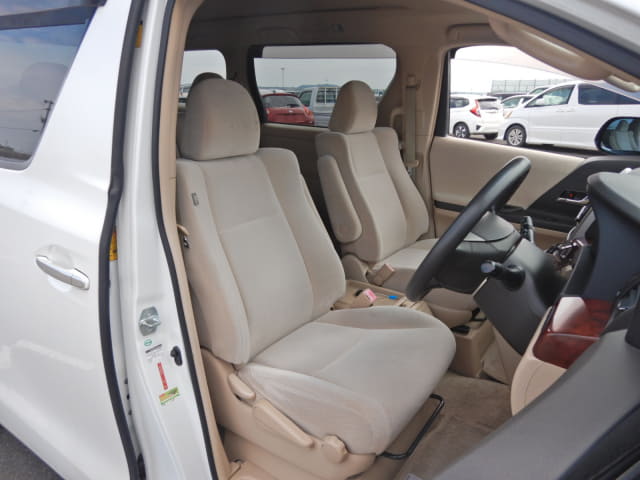 TOYOTA Alphard thumbnail 25