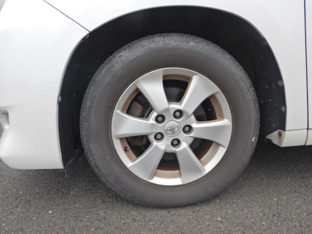 TOYOTA Alphard thumbnail 9