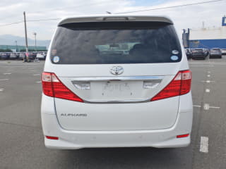 2010 TOYOTA Alphard