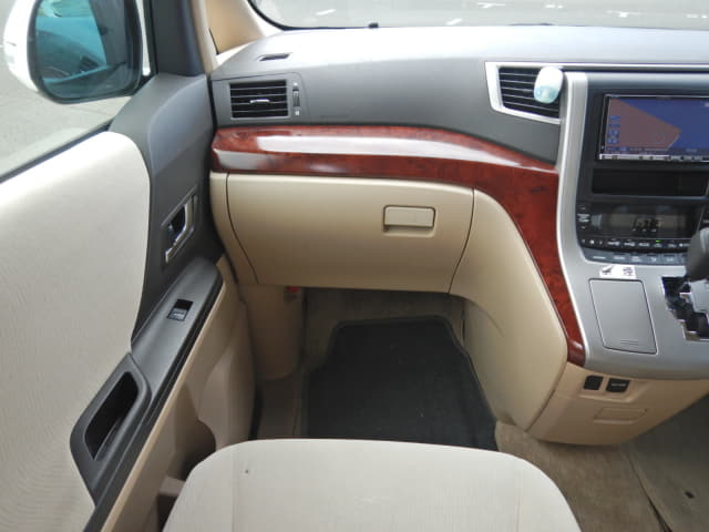 TOYOTA Alphard thumbnail 34