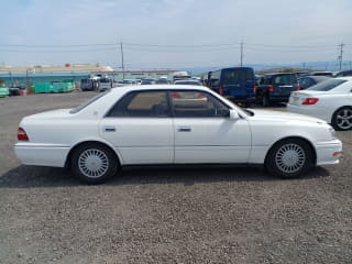 1997 TOYOTA Crown