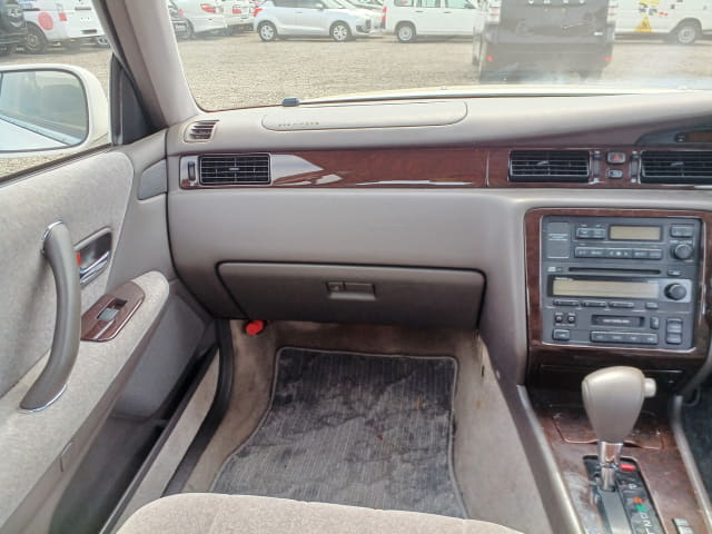 TOYOTA Crown thumbnail 32