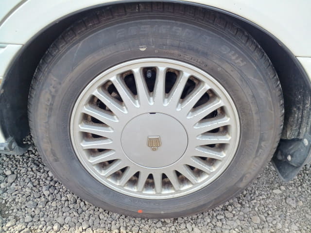 TOYOTA Crown thumbnail 10