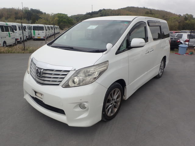 2011 TOYOTA Alphard