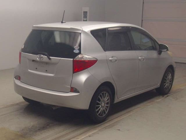 2011 TOYOTA Ractis