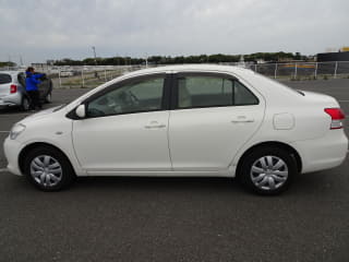 2006 TOYOTA Belta