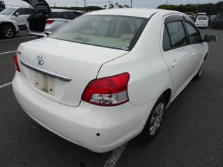 2006 TOYOTA Belta