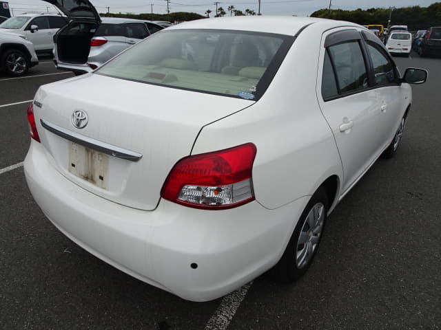 2006 TOYOTA Belta