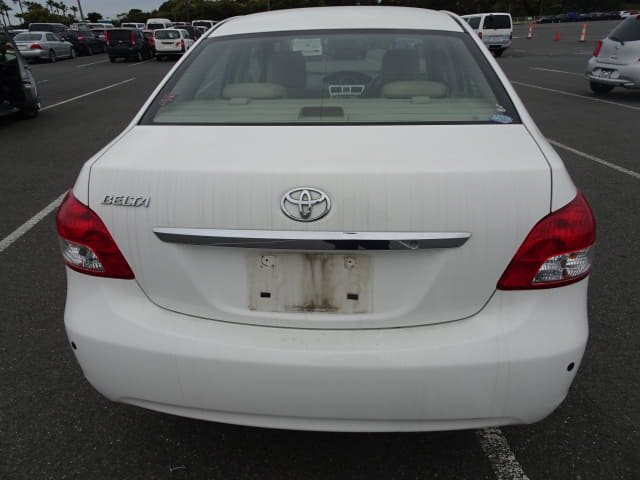 2006 TOYOTA Belta