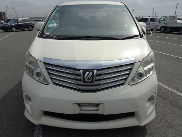 TOYOTA Alphard thumbnail 8