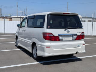 2005 TOYOTA Alphard