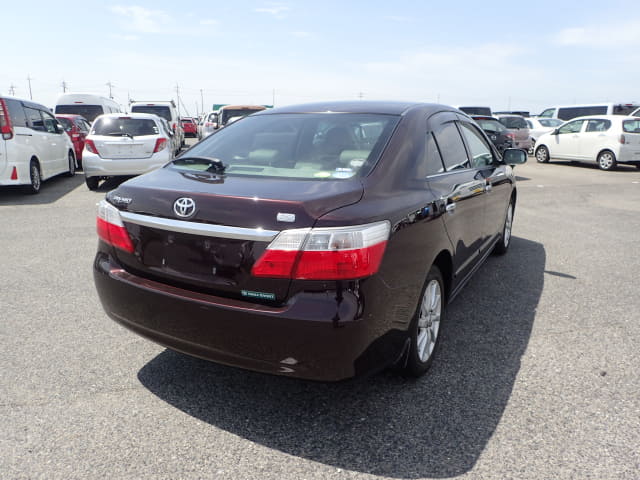 TOYOTA Premio thumbnail 5
