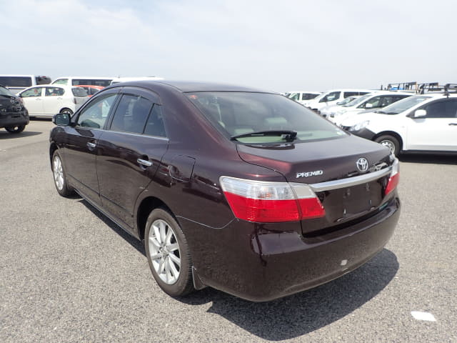 TOYOTA Premio thumbnail 3