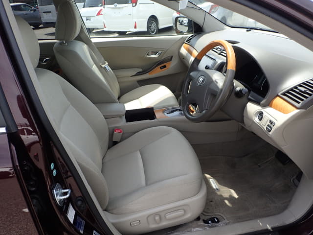 TOYOTA Premio thumbnail 25