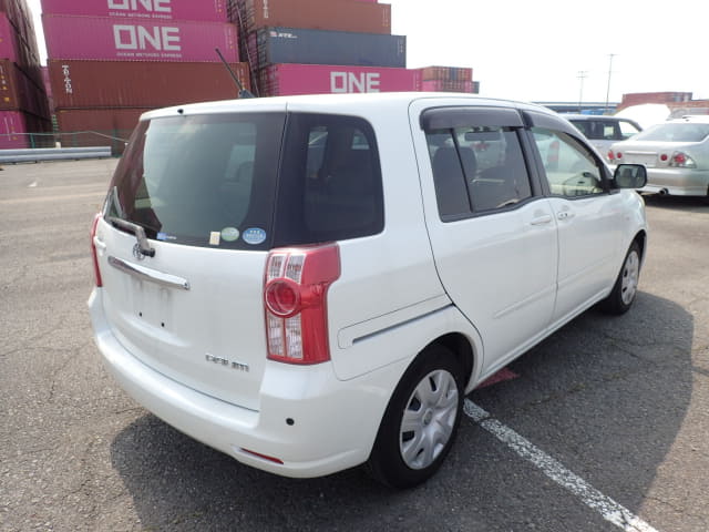 2009 TOYOTA Raum