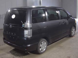 2006 TOYOTA Voxy