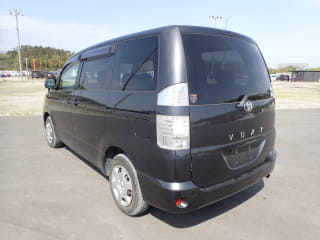 2006 TOYOTA Voxy