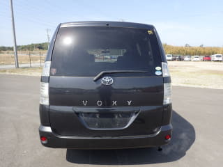 2006 TOYOTA Voxy