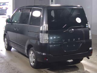 2006 TOYOTA Voxy