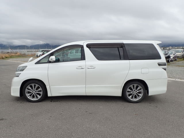 TOYOTA Vellfire thumbnail 2