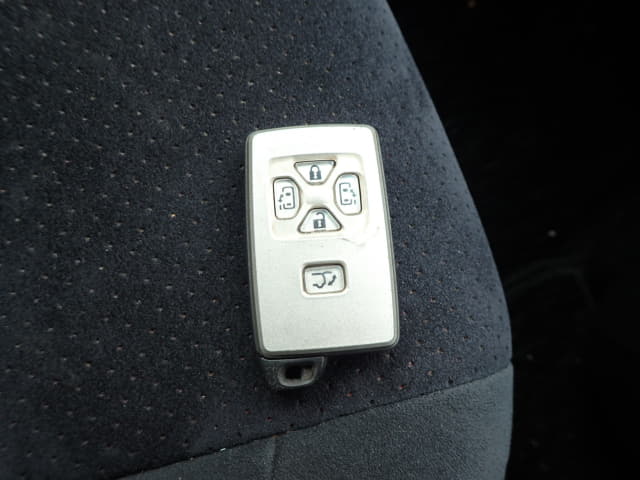 TOYOTA Vellfire thumbnail 38
