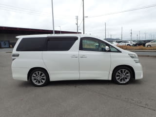 2010 TOYOTA Vellfire