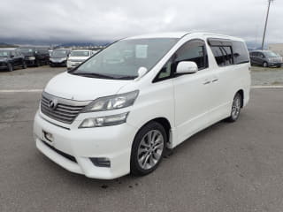 2010 TOYOTA Vellfire