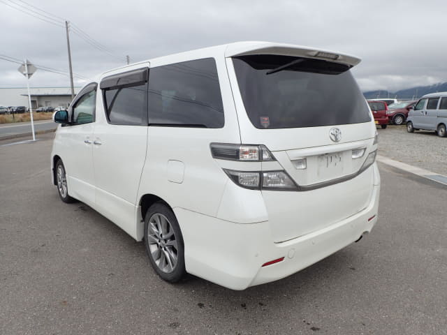 TOYOTA Vellfire thumbnail 3