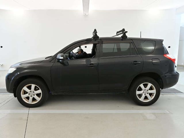 TOYOTA Vanguard thumbnail 4