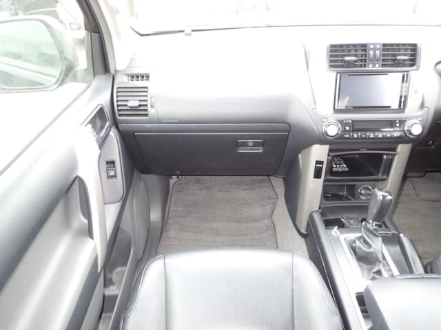 TOYOTA Land Cruiser Prado thumbnail 34
