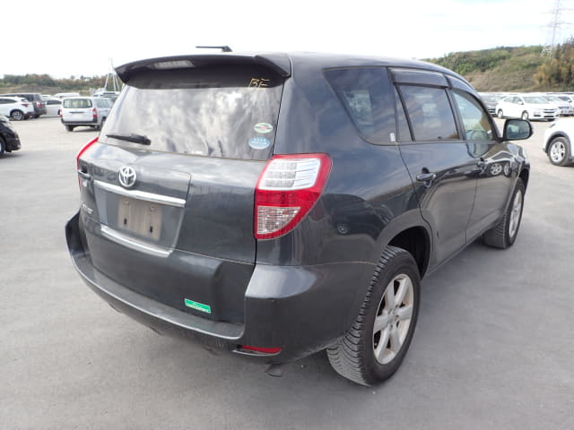 TOYOTA Vanguard thumbnail 5
