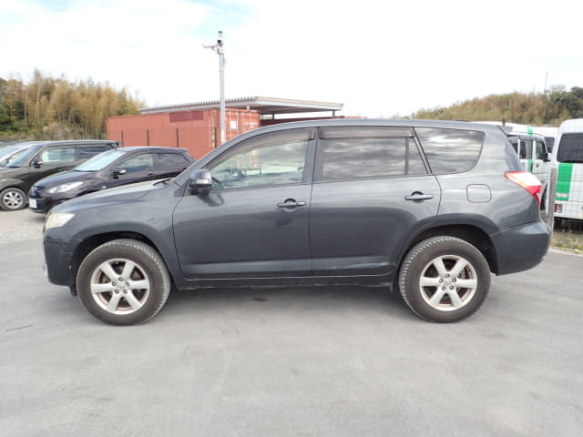 TOYOTA Vanguard thumbnail 2