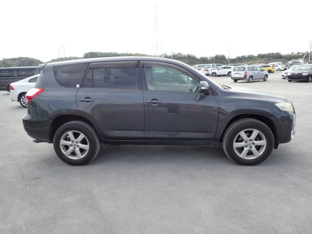 TOYOTA Vanguard thumbnail 6